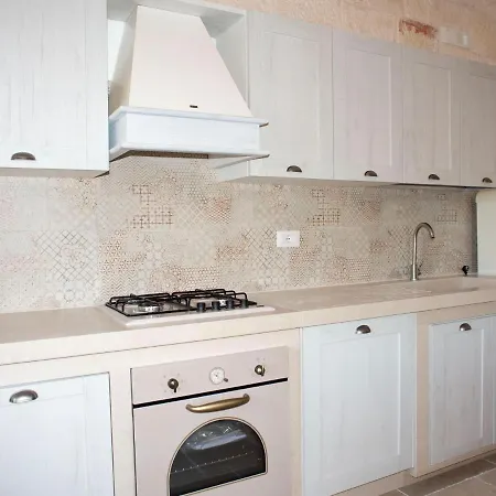 Σπίτι διακοπών Charming With Annex And Pool Near