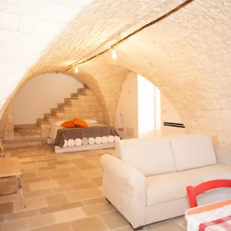 Charming With Annex And Pool Near Σπίτι διακοπών